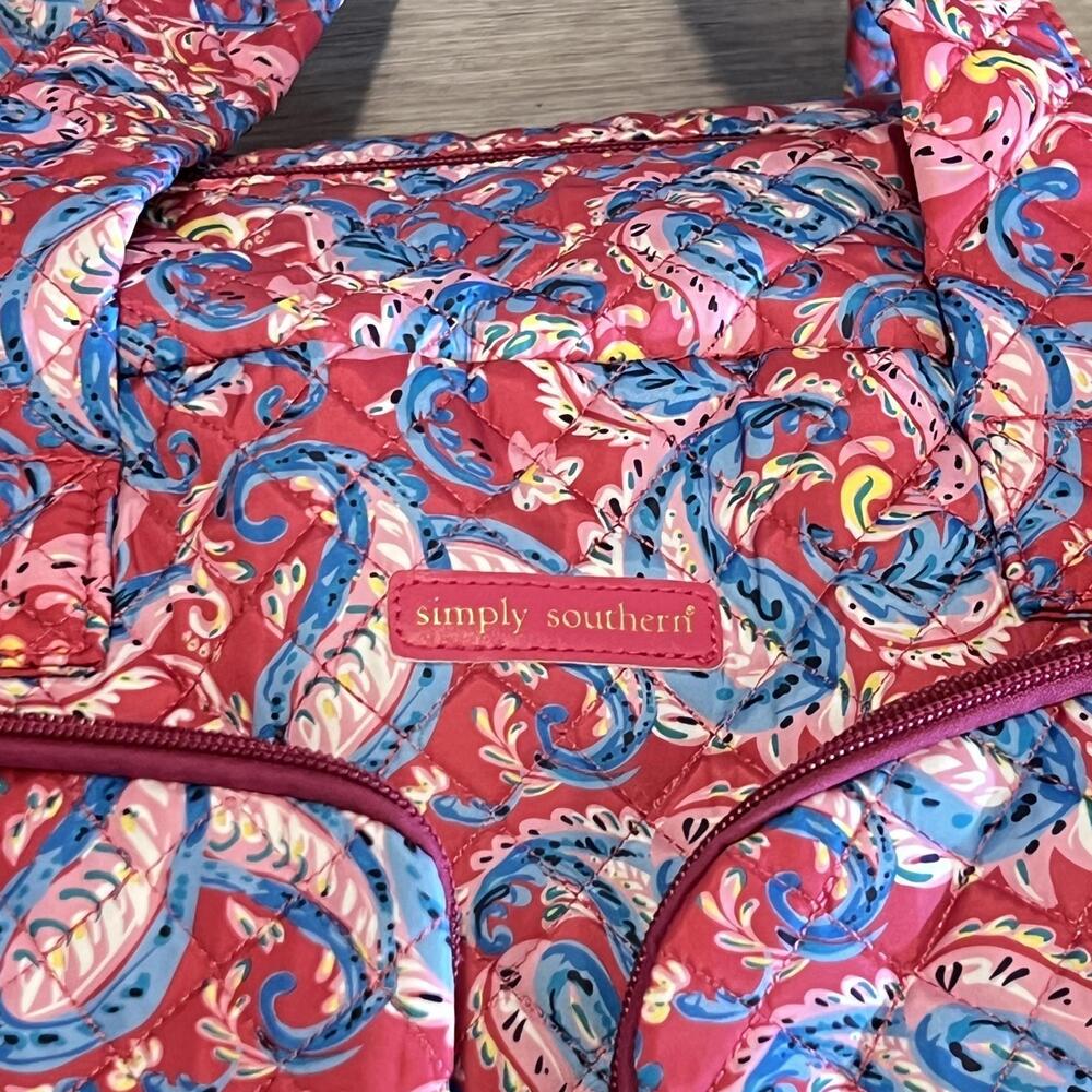 Simply Southern Pink Blue Paisley Quilted Large Duffle Bag NWOT - Picture 5 of 9